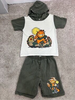 Vintage PAWS 1994 Garfield Hoodie Tee & Shorts Set kids’s size 7 Y2K